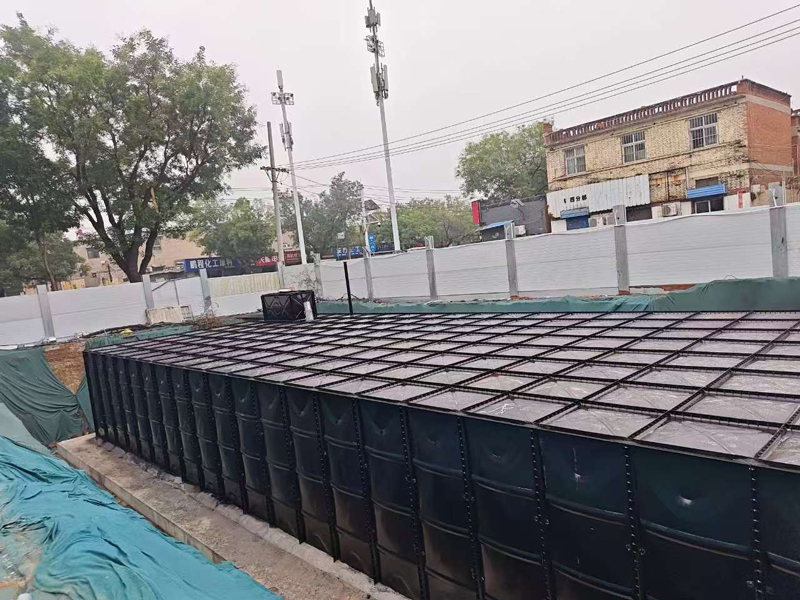 Tanque de agua subterráneo