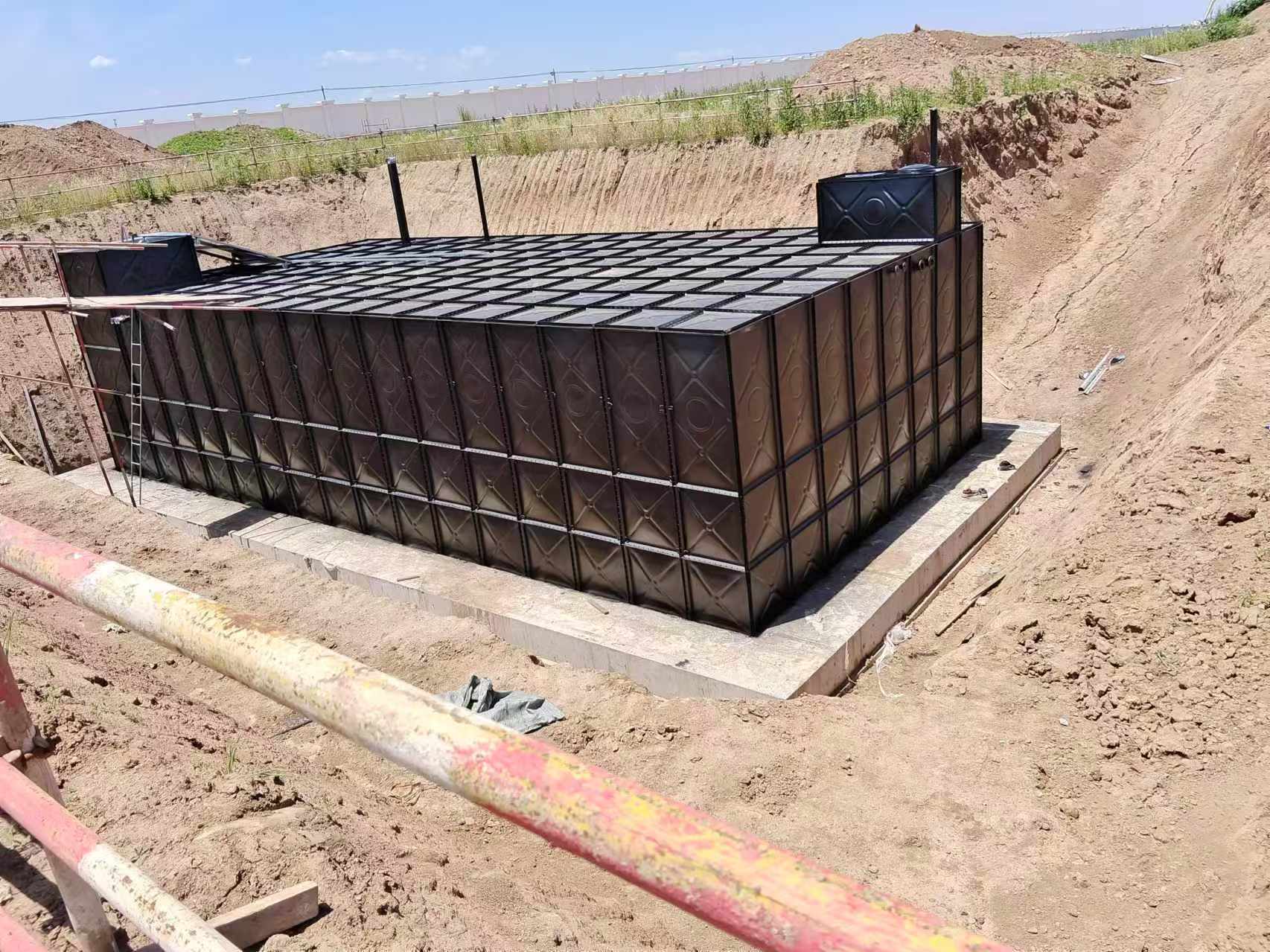 Tanque de agua subterráneo contra incendios