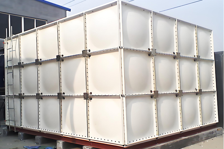 Fiberglass water tank  