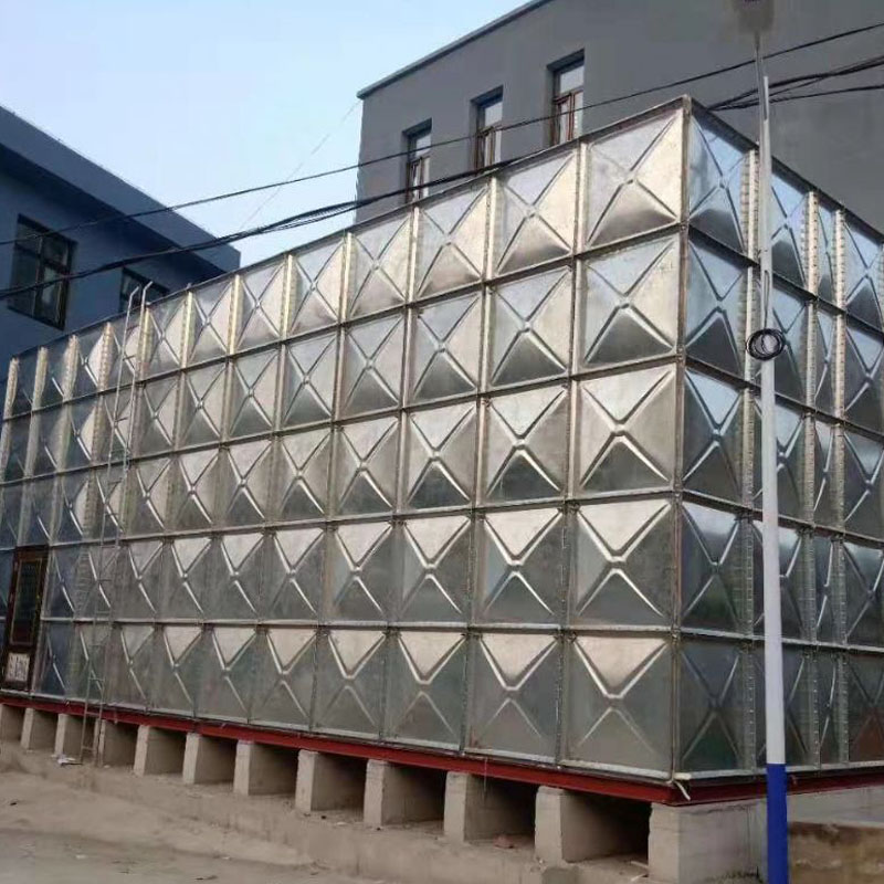 Tanque de agua galvanizado de 60 metros cúbicos