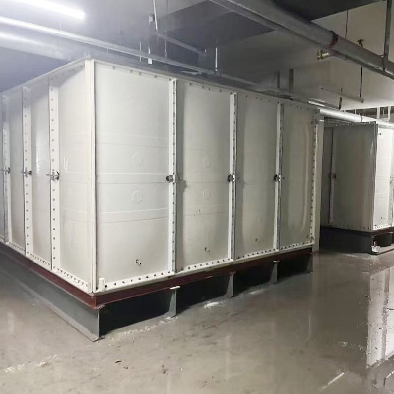 Fiberglass water tank