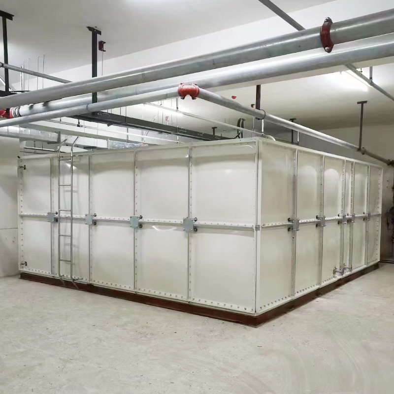 Tangki air fiberglass persegi