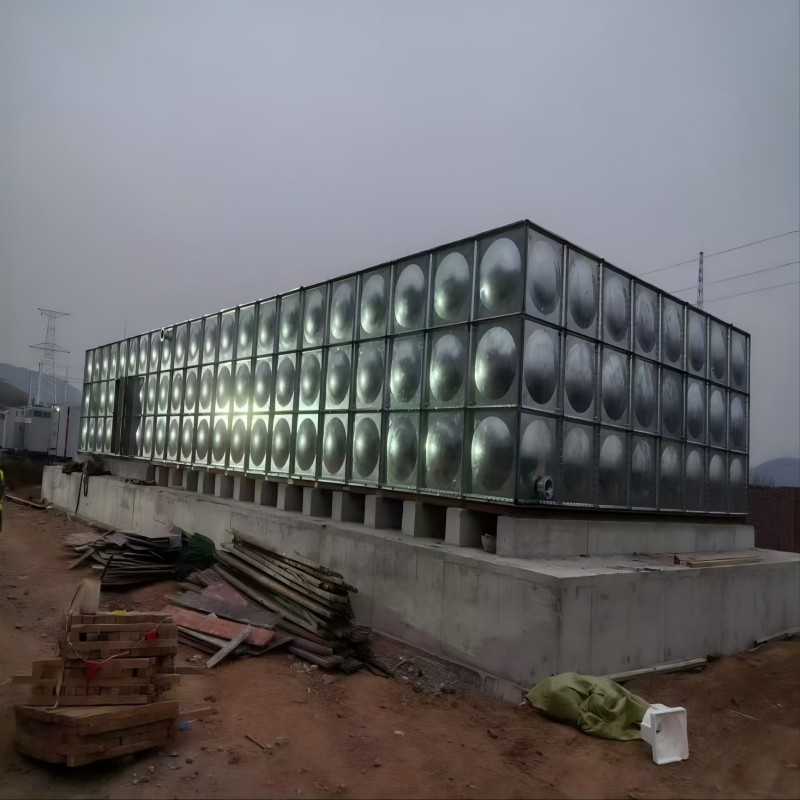 Large Galvanized Water Tanks