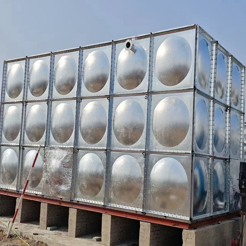 Household stainless steel water storage tank